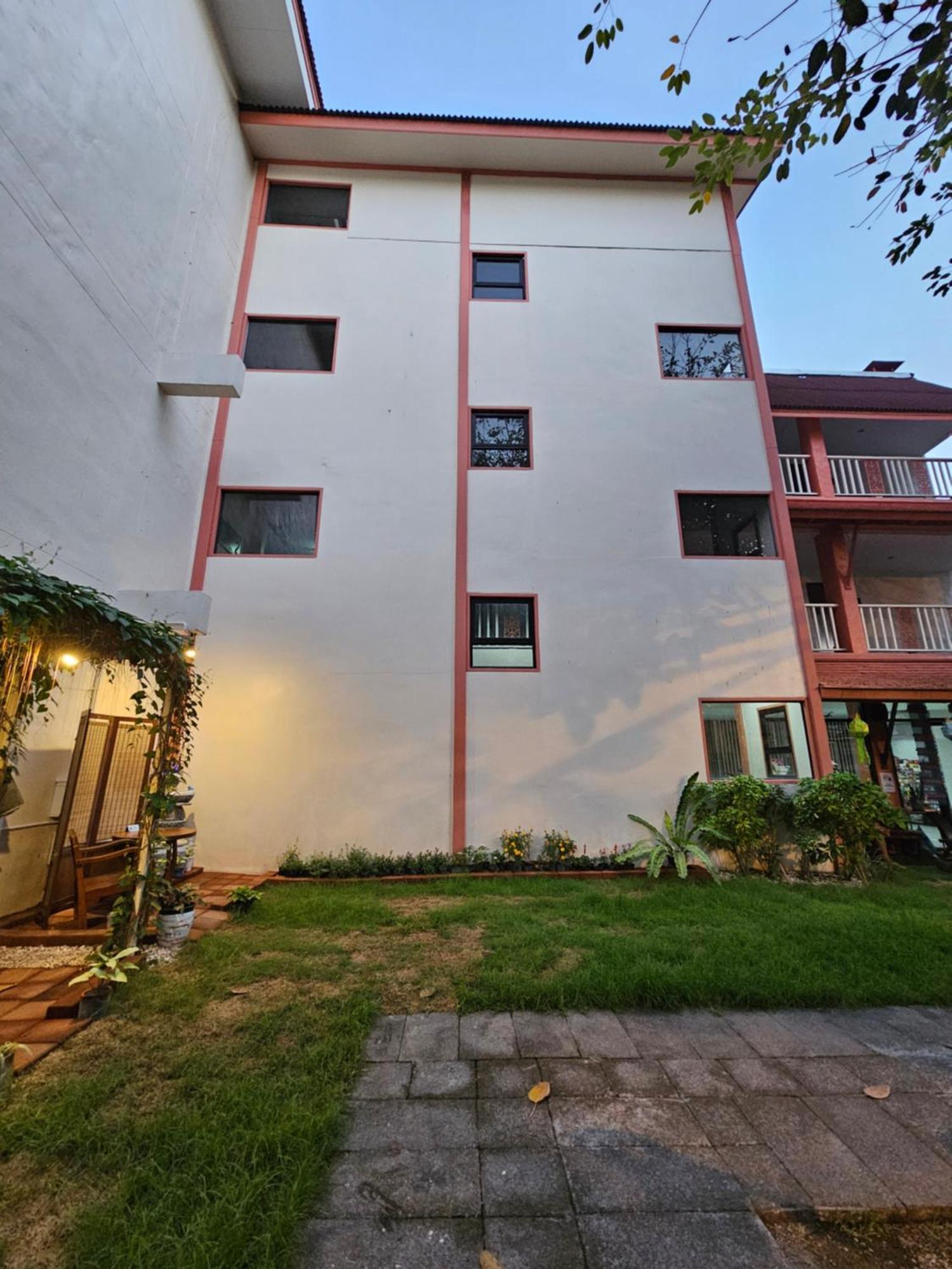 Sabaidee Chiangmai Hotel Sha Chiang Mai Exterior photo